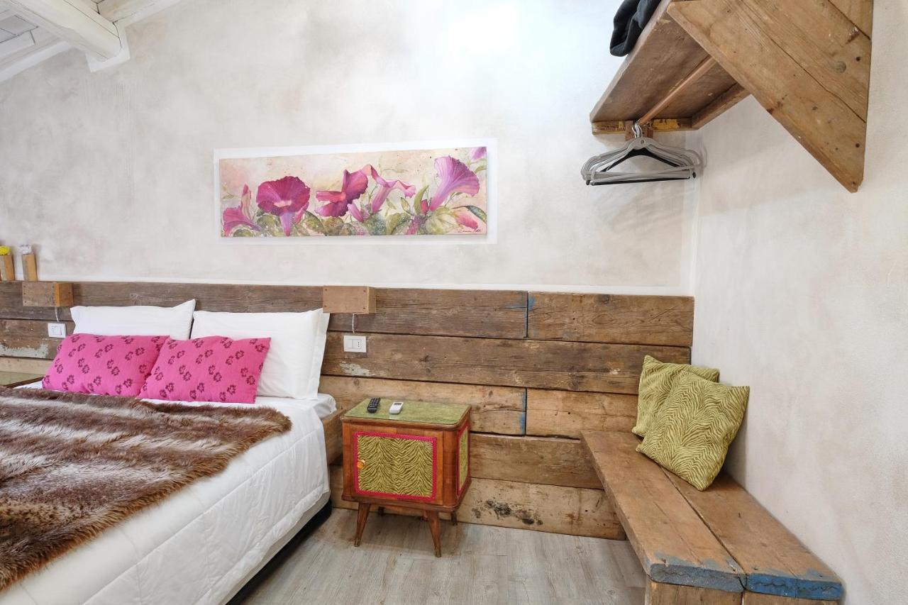 La Turandot Suite With Ac And Wifi Λούκα Εξωτερικό φωτογραφία
